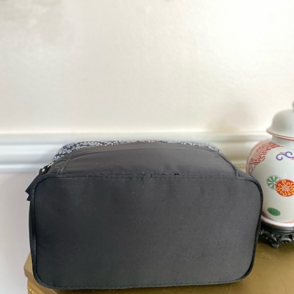 Victoria's Secret Bra Panty Lingerie Travel Case - Picture 8 of 9